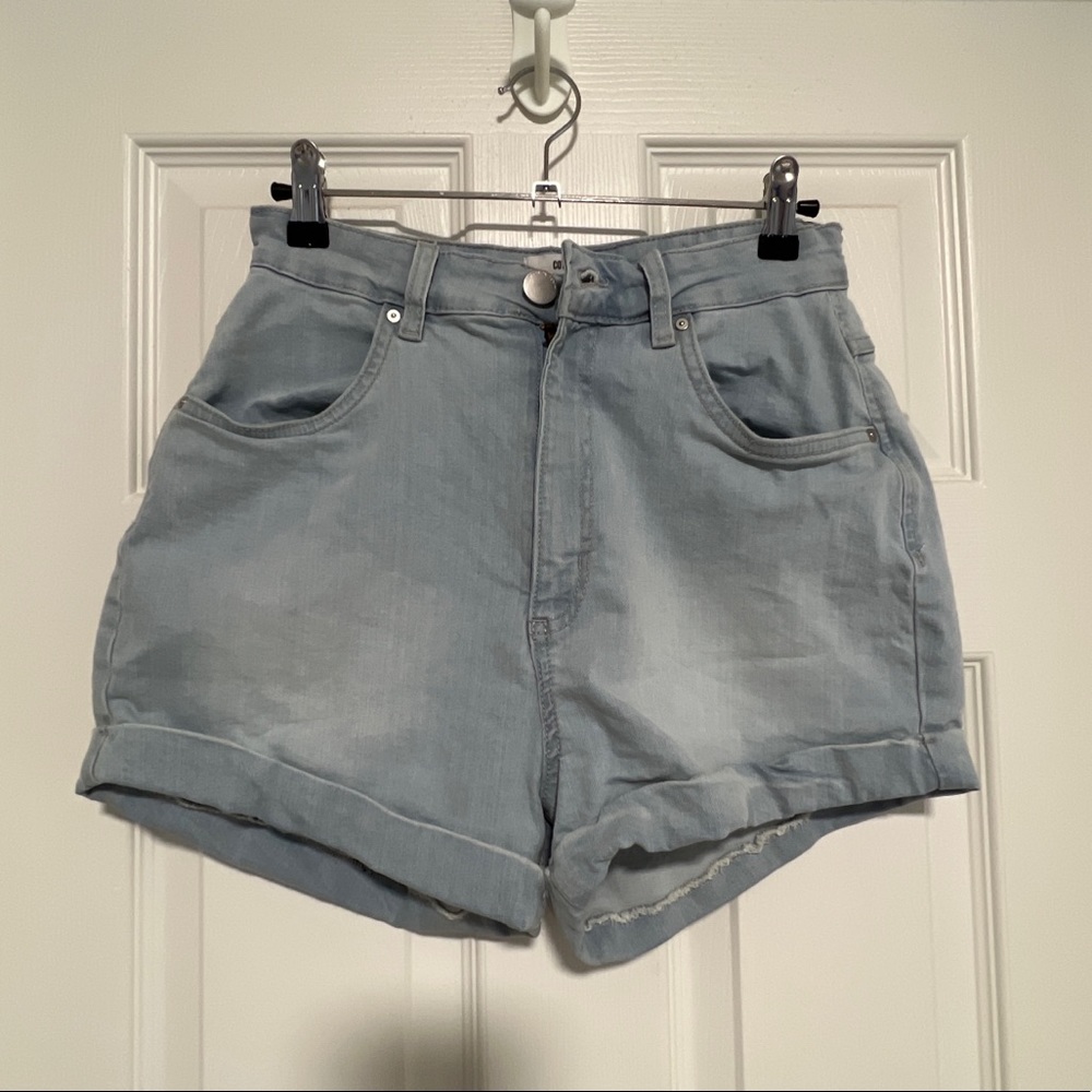Light wash high rise denim shorts
